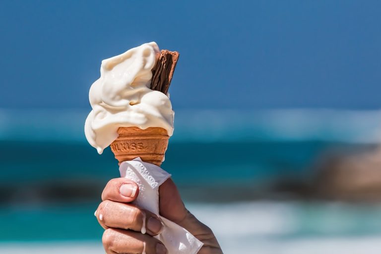 ice cream at the beach
